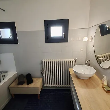 Feriehus Maison Pleine De Charme Avec Jardin Spa&clim *